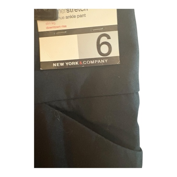 New York & Company Black Cropped Pants - Picture 3 of 6